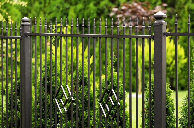 Vorgarten Zaun -- montiert von Zaunonkel GmbH